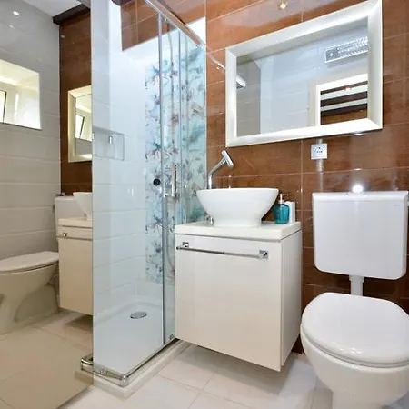 Rustica & Moderna Apartament