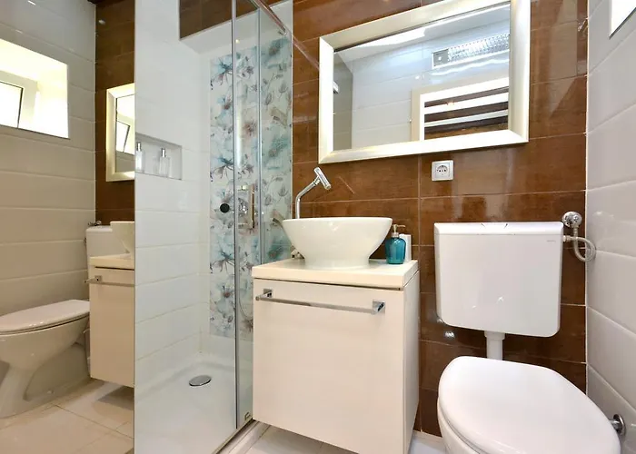 Apartament Rustica & Moderna *