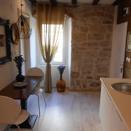 Studio Rustica & Moderna Split