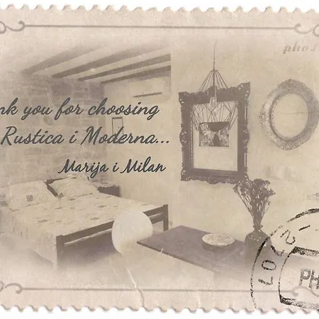 Studio Rustica & Moderna Apartment