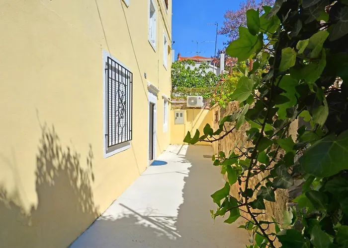 شقة Rustica & Moderna سبليت